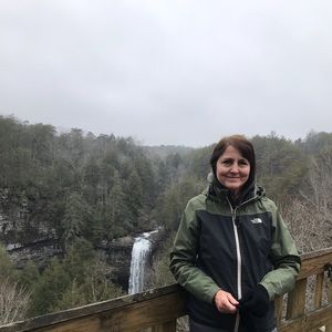 Meet your Posher, Joann